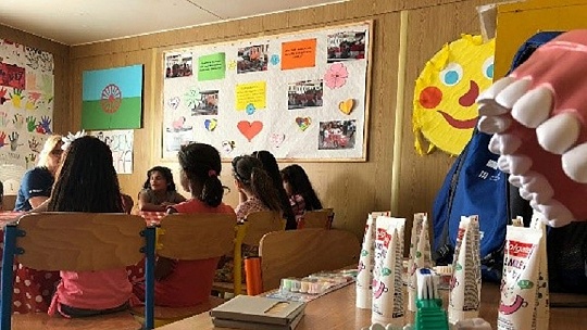 Obrázok Štát chce učiť rómske deti hygiene, dostanú pomôcky aj knihy
