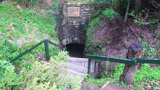 Obrázok 10 nenáročných výletov pre rodiny s deťmi. Gemerské tunely, úžasné vyhliadky v Kvačianskej doline či ochutnávka moruší