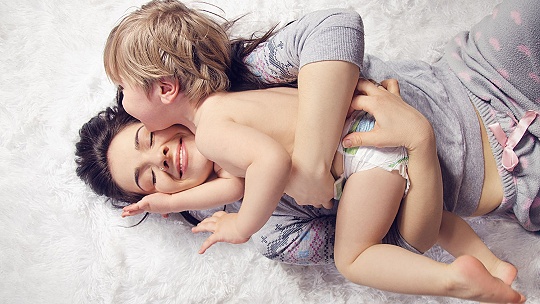 Obrázok Prečo je dôležité objímať deti. 10 prínosov, ktoré im aj nám výrazne zlepšujú život