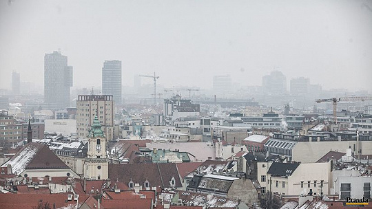 Obrázok Zimný smog nepriaznivo vplýva na zdravie, zhoršiť ho môže aj kúrenie nevhodným palivom