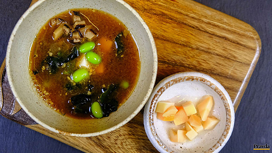 Obrázok Recept na víkend Ako v čínskej reštaurácii, typická ostro-kyslá polievka v siedmich krokoch