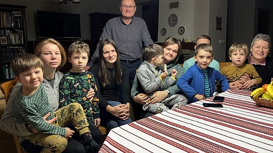 Obrázok Manželia z Kurimky prijali domov tri rodiny s deťmi z Ukrajiny