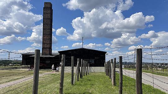 Obrázok Tip na výlet Zachovalé plynové komory i 430-tisíc párov topánok. Koncentračný tábor Majdanek, autentický pamätník nacistických hrôz