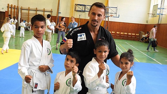 Obrázok Karate je pre znevýhodnené deti východiskom, dáva im šancu na lepší život 
