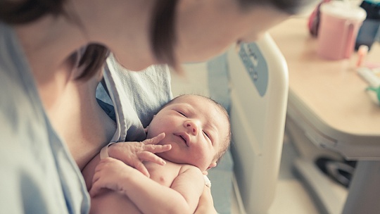 Obrázok Fascinujúce video od zrodenia života po narodenie dieťaťa